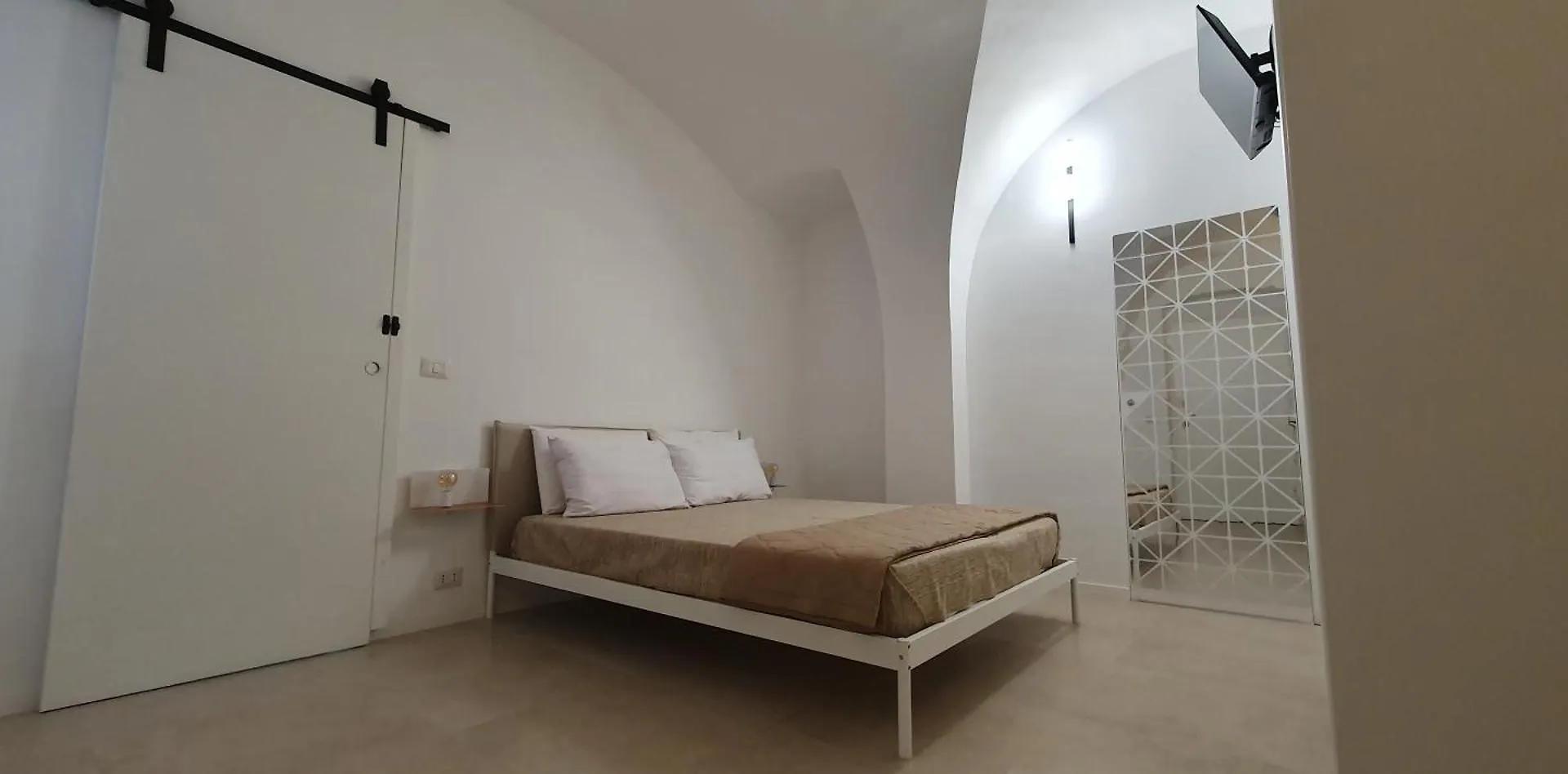 C'Era Una Volta Modugno Guest house